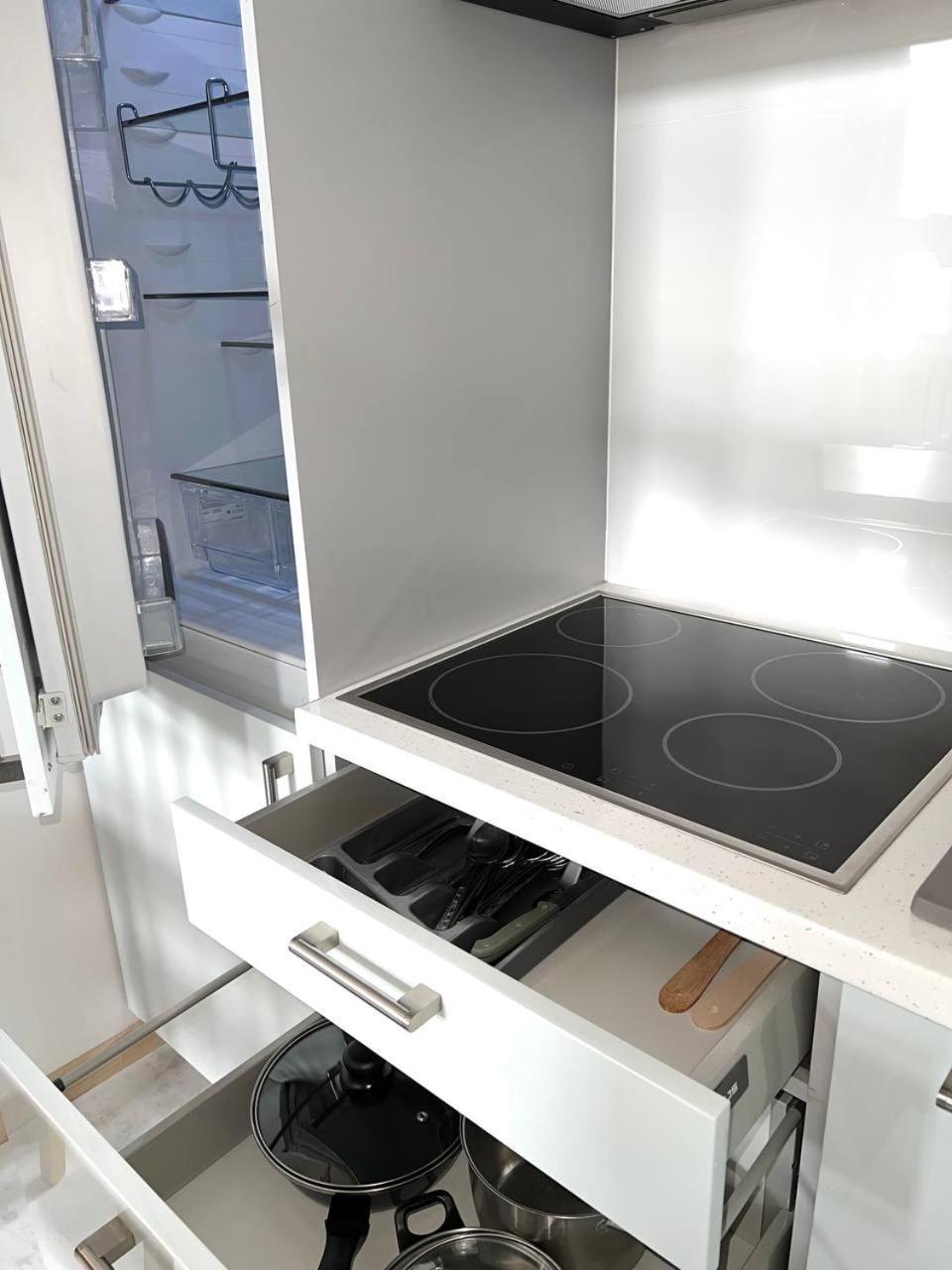 Stylish Apartment In The Centre -By Hik Apartments Warszawa Eksteriør bilde